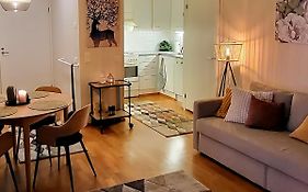 Great Apartment In Vantaa Close To The Airport, With Sauna!